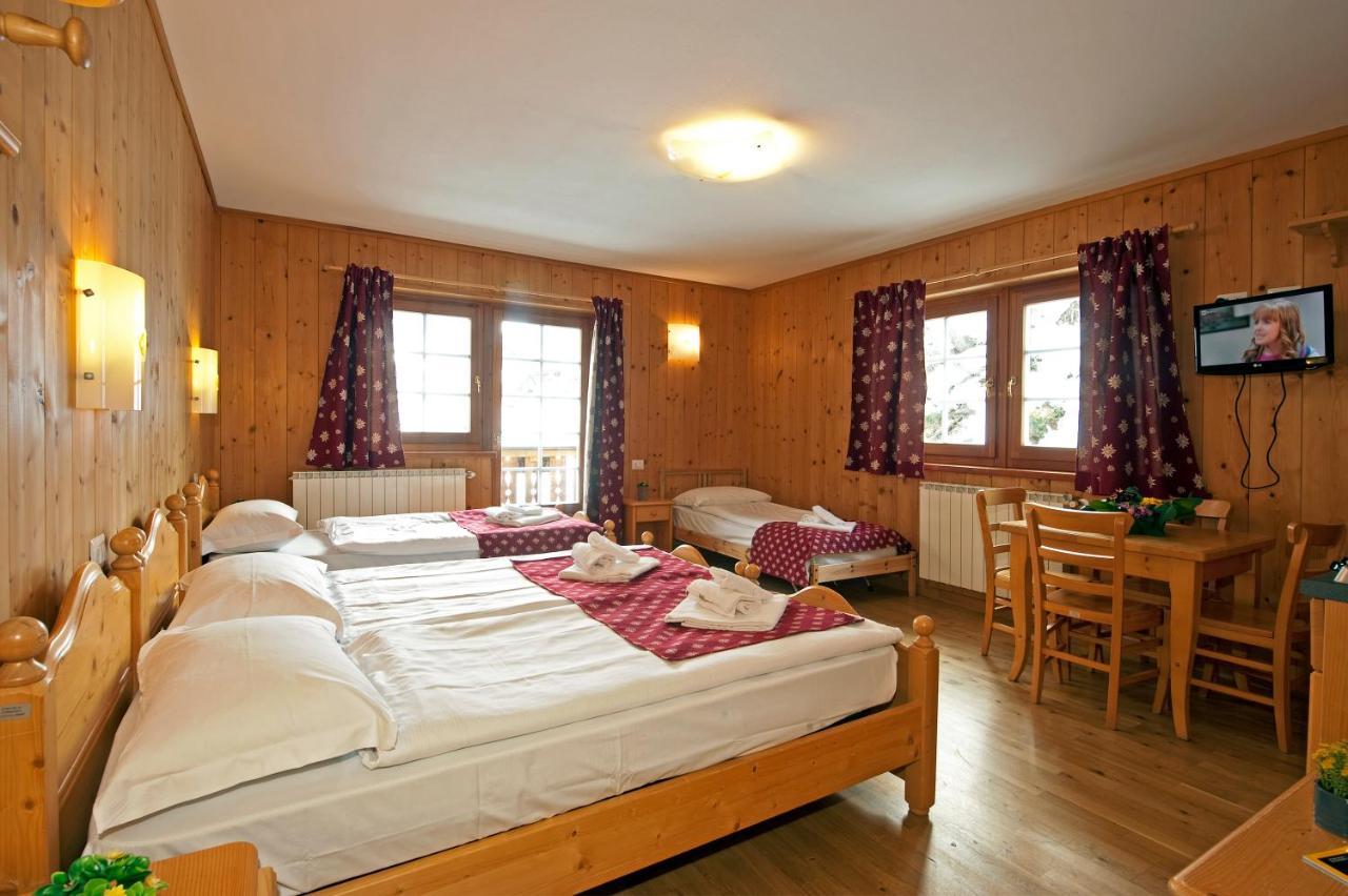 Aalts Dorf 호텔 Riale  외부 사진